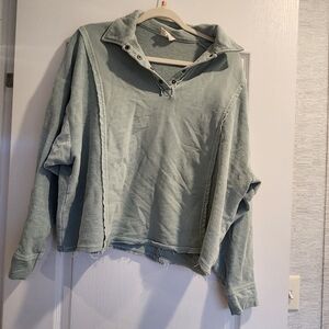 Peach Love California Soft Green Sweatshirt Size S Euc